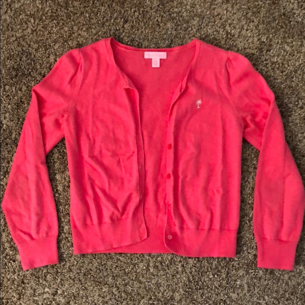 Lilly Pulitzer shrug